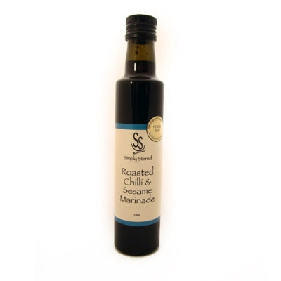 Bottle of Simply Stirred Roasted Chilli & Sesame Marinade on a white background